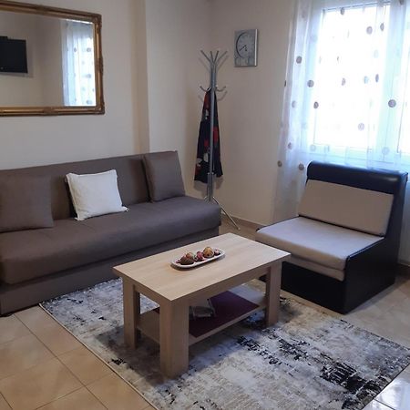 M&T Apartment Kavala Esterno foto