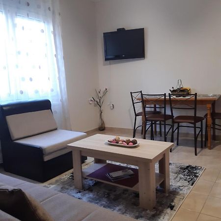 M&T Apartment Kavala Esterno foto