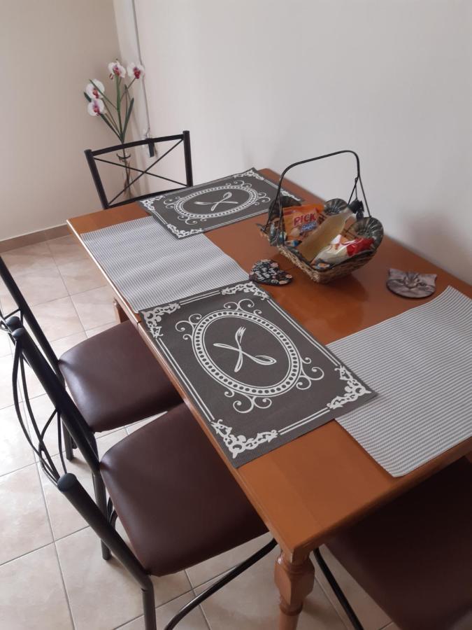 M&T Apartment Kavala Esterno foto
