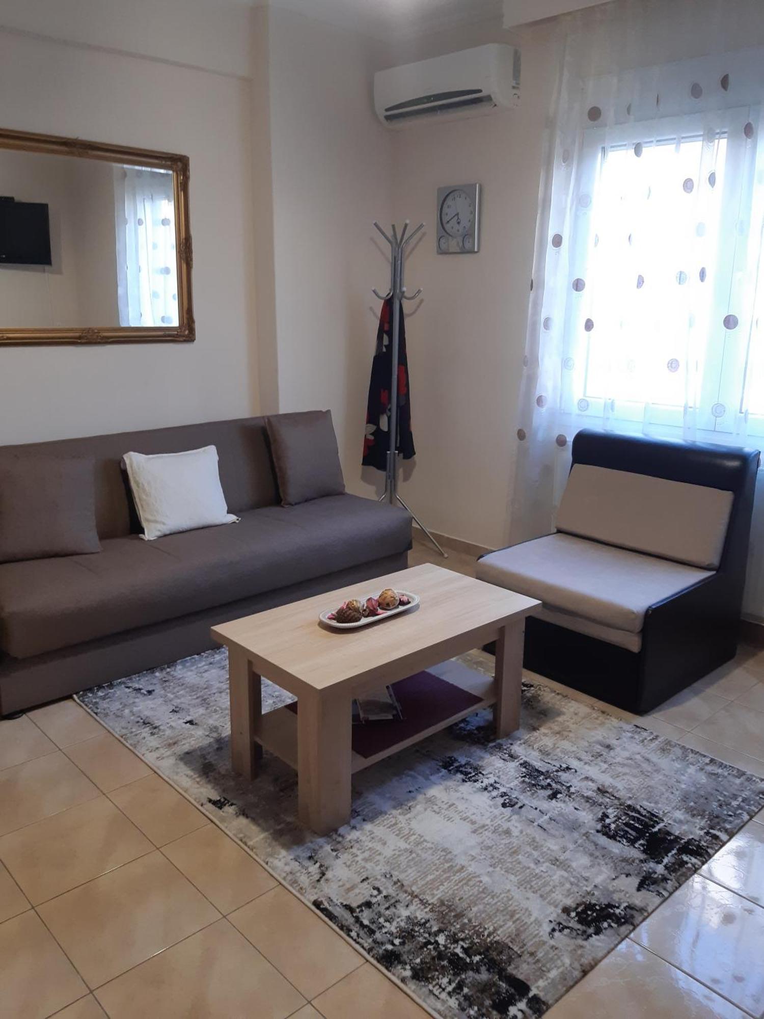 M&T Apartment Kavala Esterno foto